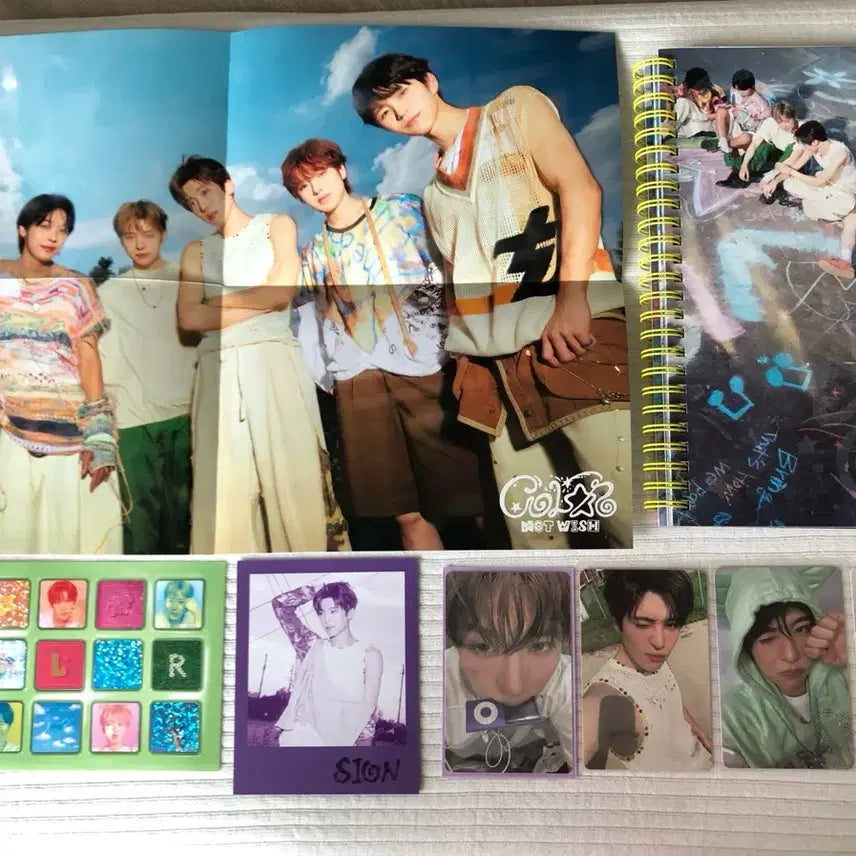 [BUNJANG] WayV XION Photobook Bundle Set / 컬러 포토북 시온 아잉
