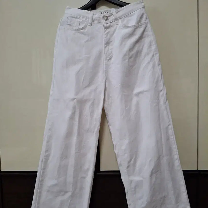 [BUNJANG] Bellide White Wide Pants (M) / Bellide 화이트 와이드 팬츠 (M)   허리70cm