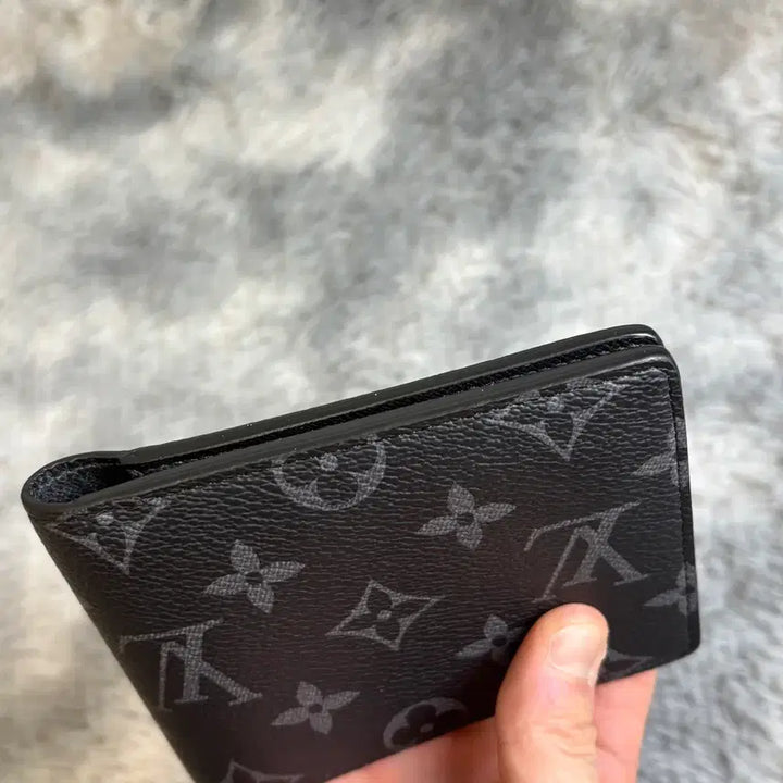 [BUNJANG] Louis Vuitton Eclipse Multiple Wallet / [리엘중고명품] 루이비통 이클립스 멀티플월릿 반지갑