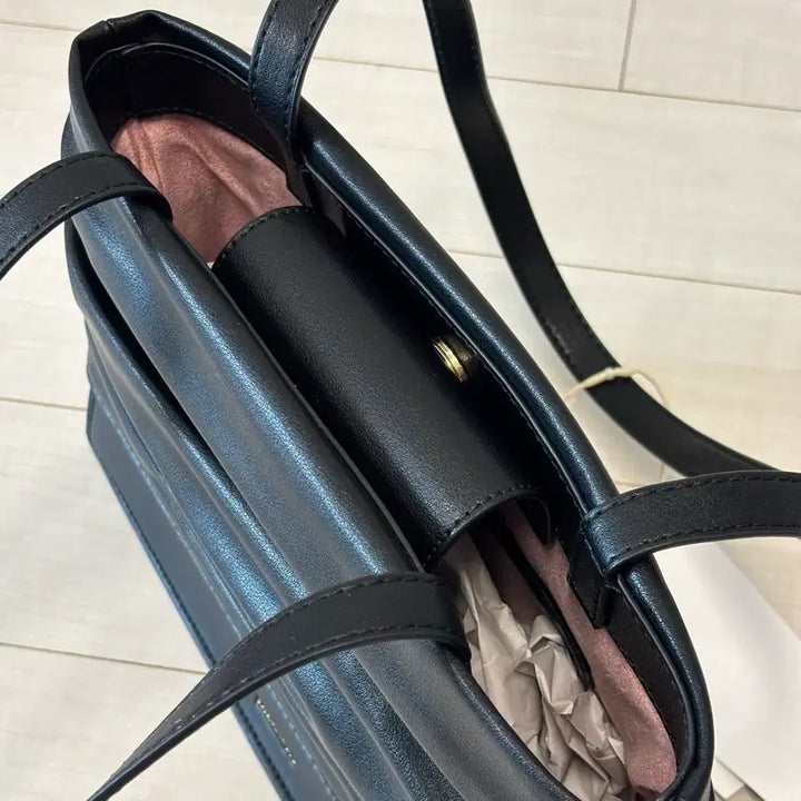 [BUNJANG] Dearis Plissee Shoulder Bag / 디어니스 플리셰 숄더백 새상품
