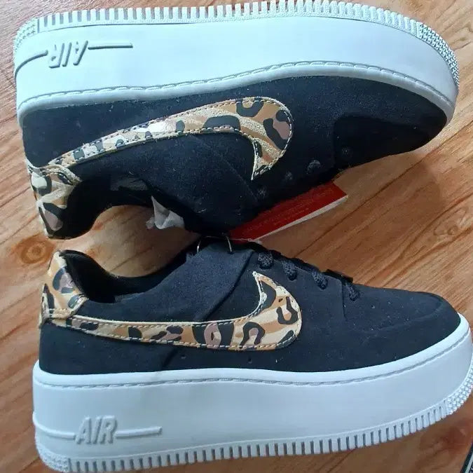 [BUNJANG] Nike Air Force 1 Leopard Sage Sneakers / 새제품)나이키 에어포스1 블랙 레오파드 세이지