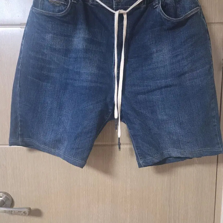 [BUNJANG] Super Size Banding Denim Shorts / 슈퍼사이즈 밴딩 데님 반바지
