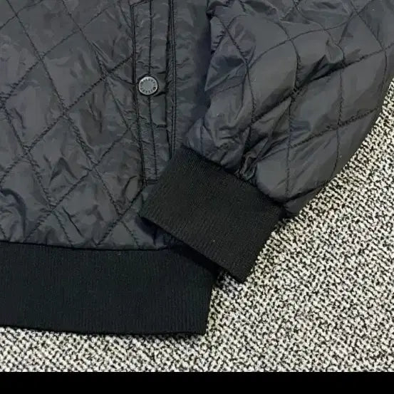 [BUNJANG] Millet Quilted Bomber Jacket / 밀레퀄팅봄버자켓*정품*
