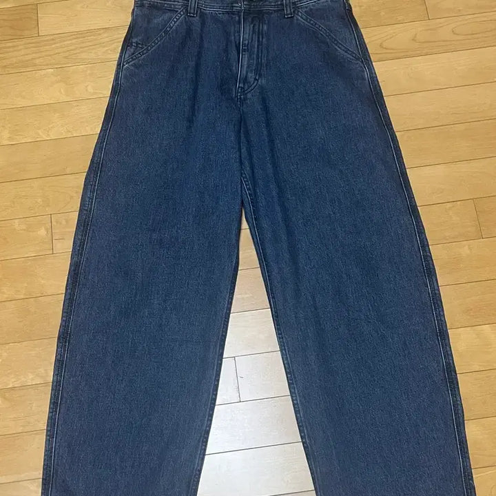[BUNJANG] Uniqlo U Wide Tapered Jeans / 유니클로u 와이드테이퍼드진