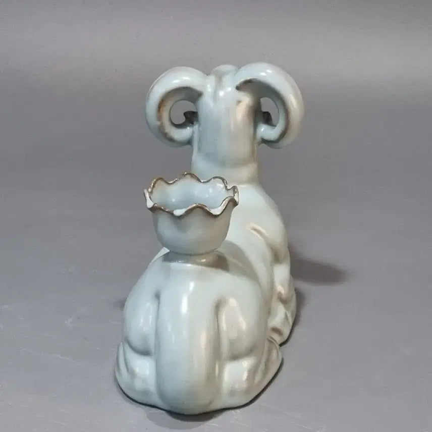 [BUNJANG] Ru Ware Sheep-shaped Celadon Oil Lamp / 여요 천청유 양모양유등. 가로17 높이15
