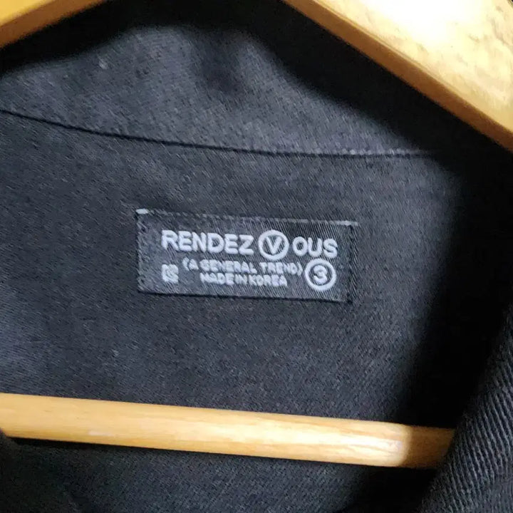 [BUNJANG] RENDEZ VOUS Vintage Black Denim Jacket / RENDEZ VOUS 빈티지 블랙 데님 자켓 100