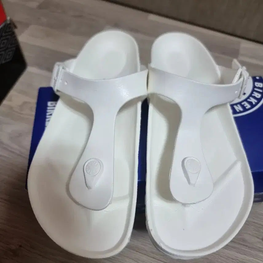 [BUNJANG] Birkenstock Gizeh EVA Size 270 / 버켄스탁 지제 eva 270 사이즈