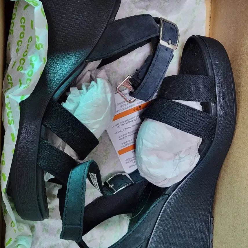 [BUNJANG] Crocs Leigh Wedge Black (W6) Shoes / 소장용새제품)크록스레이웨지블랙w6