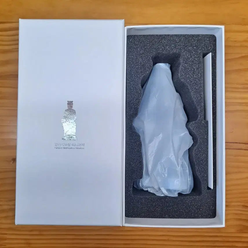 [BUNJANG] Sky Blue Maitreya Bodhisattva Merchandise / 반가사유상 하늘색 굿즈 팝니다.