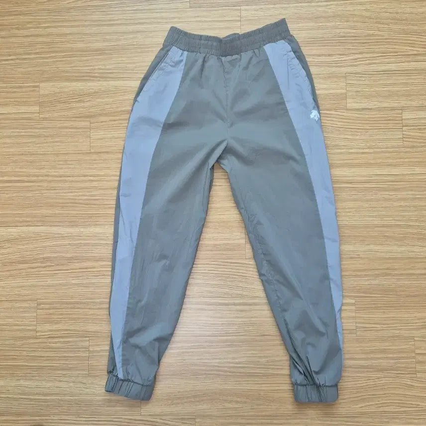 [BUNJANG] Descente Oversized Baseball Windbreaker Jogger Pants / 데상트  오버핏 베이스볼  바람막이 조거 팬츠