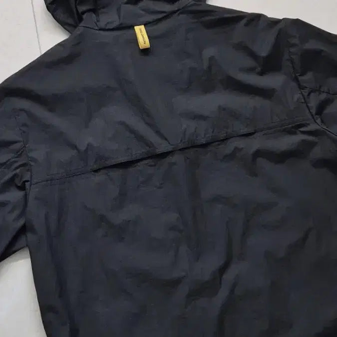 [SOLD OUT] 살로몬 바람막이