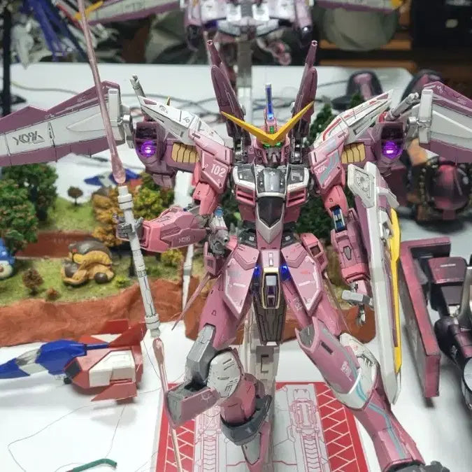 [BUNJANG] Gundam Destiny Asuka Custom LED Painted Complete Model / 건담 데스티니 아스카 커스텀 Led 도색 완성품