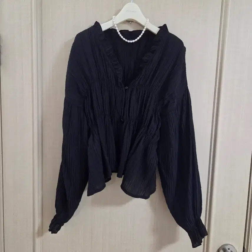 [BUNJANG] PARTISU Shirring Blouse / 파티수 고급스런 셔링 블라우스