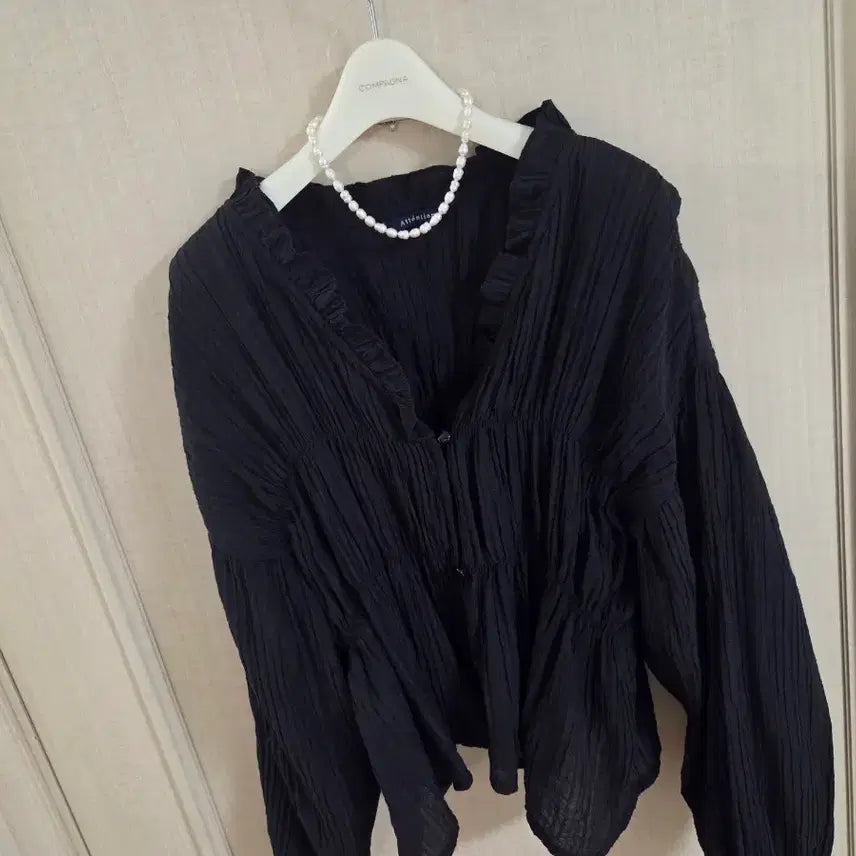 [BUNJANG] PARTISU Shirring Blouse / 파티수 고급스런 셔링 블라우스