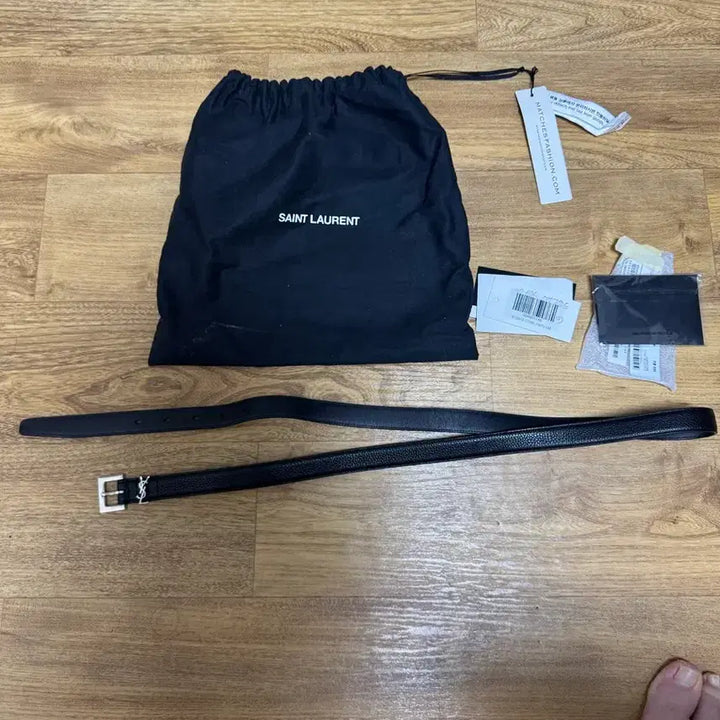 [BUNJANG] Saint Laurent Silver Monogram Belt Size 100 / 생로랑 실버 모노그램 벨트 100사이즈