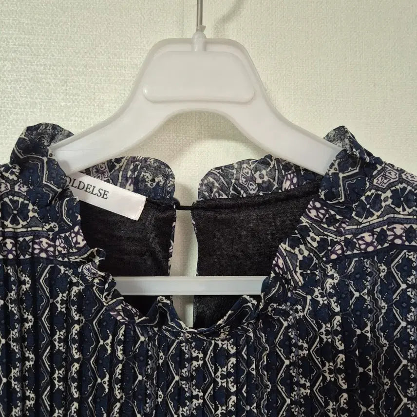 [BUNJANG] Patterned Long Chiffon Dress / 패턴 롱 원피스 쉬폰 프릴 디테일