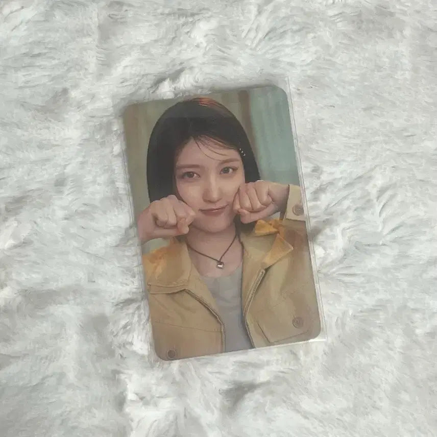 [BUNJANG] IVE Gaeul Corn Silk Tea 2nd Photocard / 아이브 가을 옥수수수염차 2차 포카