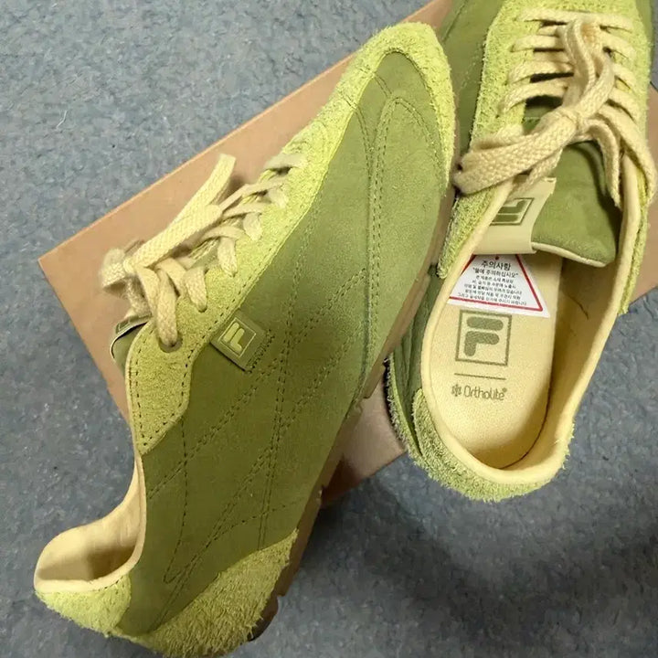 [BUNJANG] Fila Ritmo Sleek LX Matcha Sneakers / 휠라 리트모 슬릭LX 말차 245사이즈 판매합니다.