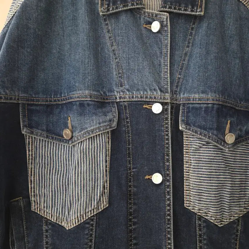 [BUNJANG] LUCKY CHOUETTE Striped Denim Jacket / 럭키슈에뜨 (LUCKY CHOUETTE) 스트라이프 청자켓