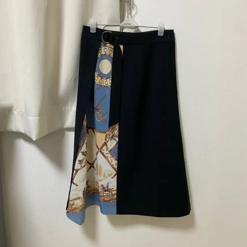 [SOLD OUT] 잇미샤 랩 스커트