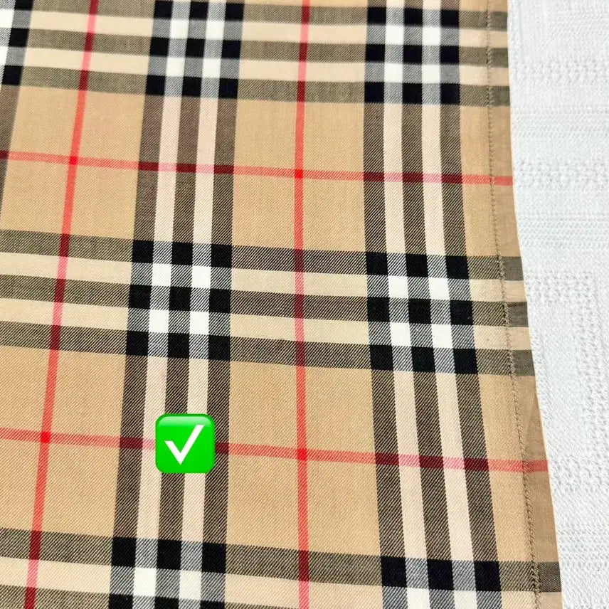 [BUNJANG] Burberry Nova Check Handkerchief / BURBERRY 버버리 기본 노바체크 손수건
