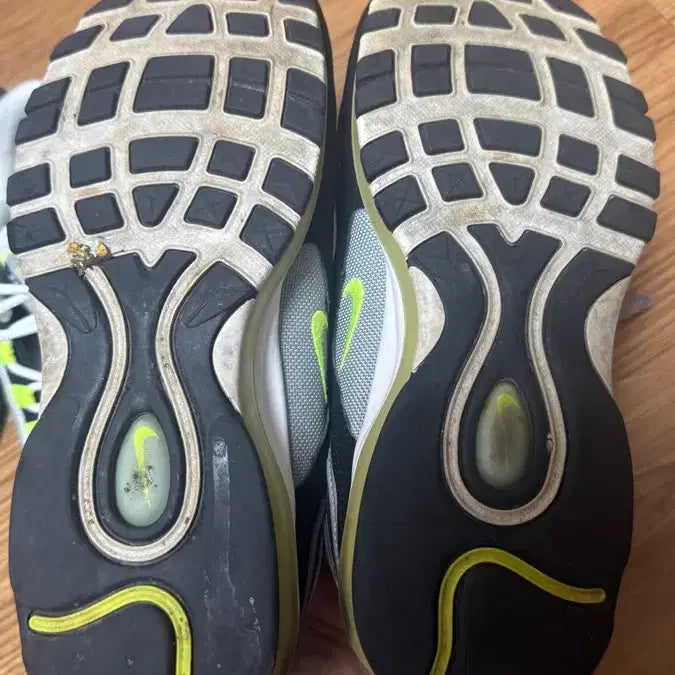 [BUNJANG] Nike Air Max 95 Neon &amp; Air Max 97 Asia Bundle / 나이키 맥스95네온 26년도 260 , 맥스97 아시아 17년도 275