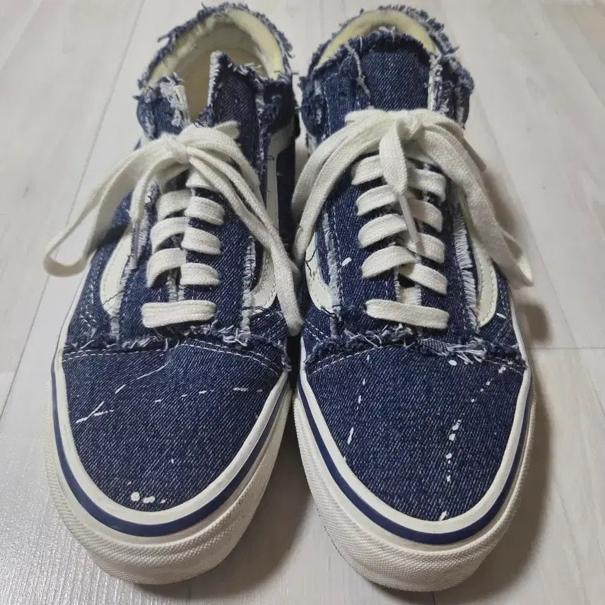 [BUNJANG] Vans Invincible Premium Old Skool Prayed Denim Marshmallow 275 / 반스 x 인빈시블 프리미엄 올드스쿨 프레이드 데님 마쉬멜로우 275
