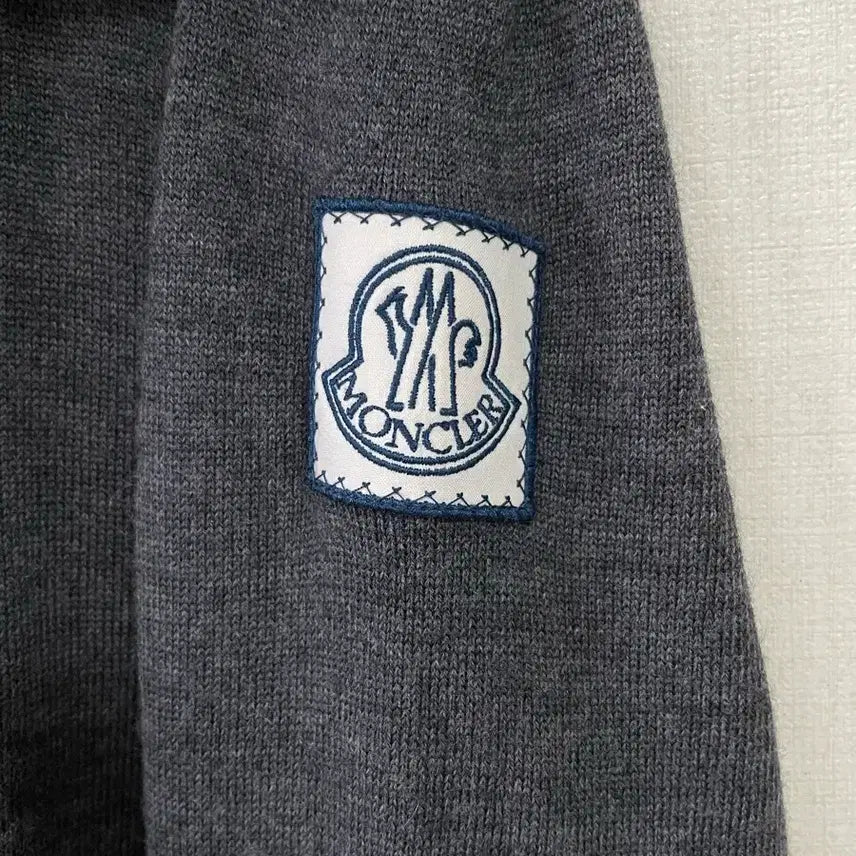 [BUNJANG] Moncler Gray Cardigan XL / 몽클레어 그레이 가디건 XL