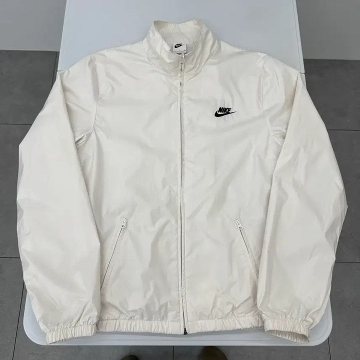 [SOLD OUT] 나이키 바람막이