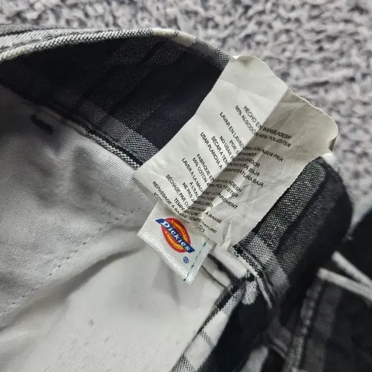 [BUNJANG] Dickies Checkered Shorts (33" Estimated) / 디키즈 체크 쇼츠 반바지 ( 33"추정 ) / 11915