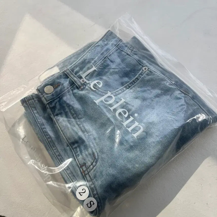 [SOLD OUT] 르플레인 브러쉬 워싱 데님 청바지 롱 S
