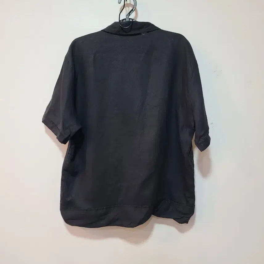 [BUNJANG] Black Two-Pocket Short Sleeve Shirt / 블랙 반팔 셔츠