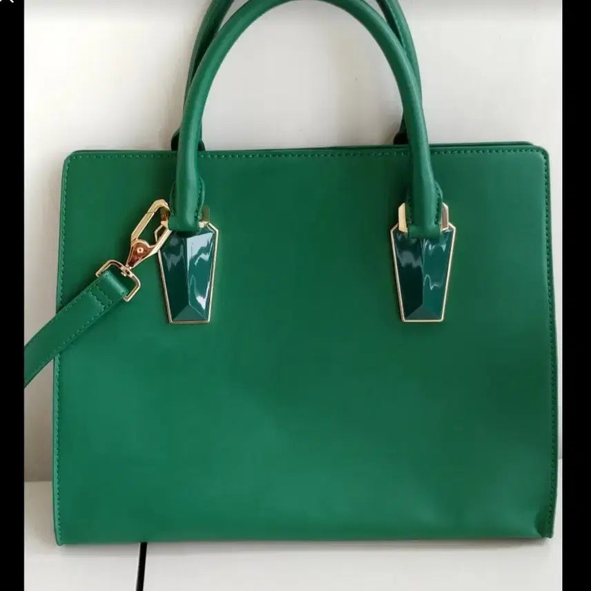 [BUNJANG] Charles &amp; Keith Green Tote Bag/Shoulder Bag / 새상품)찰스앤키스 그린색 토트백 숄더백 스타일