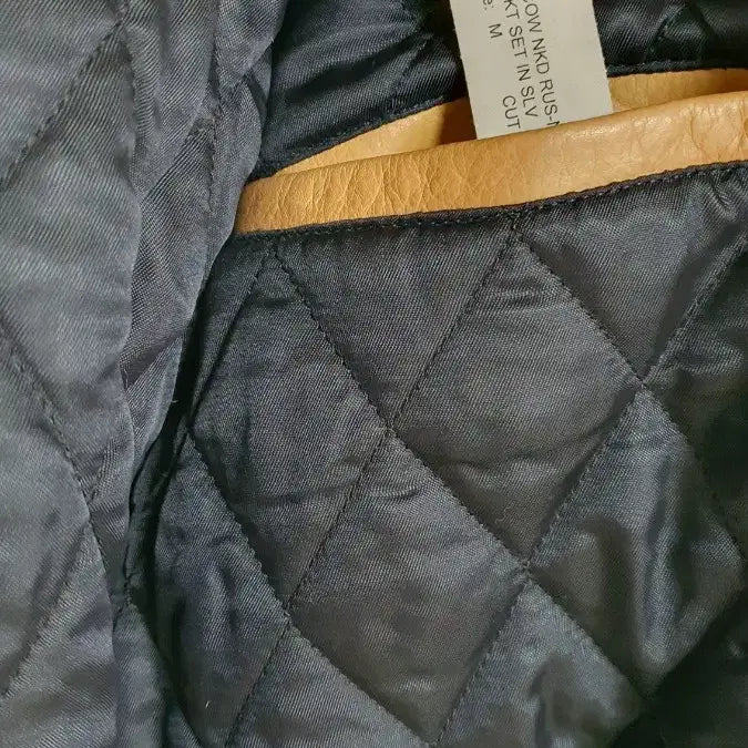 [SOLD OUT] 골든베어 가죽 배색 바시티자켓 m