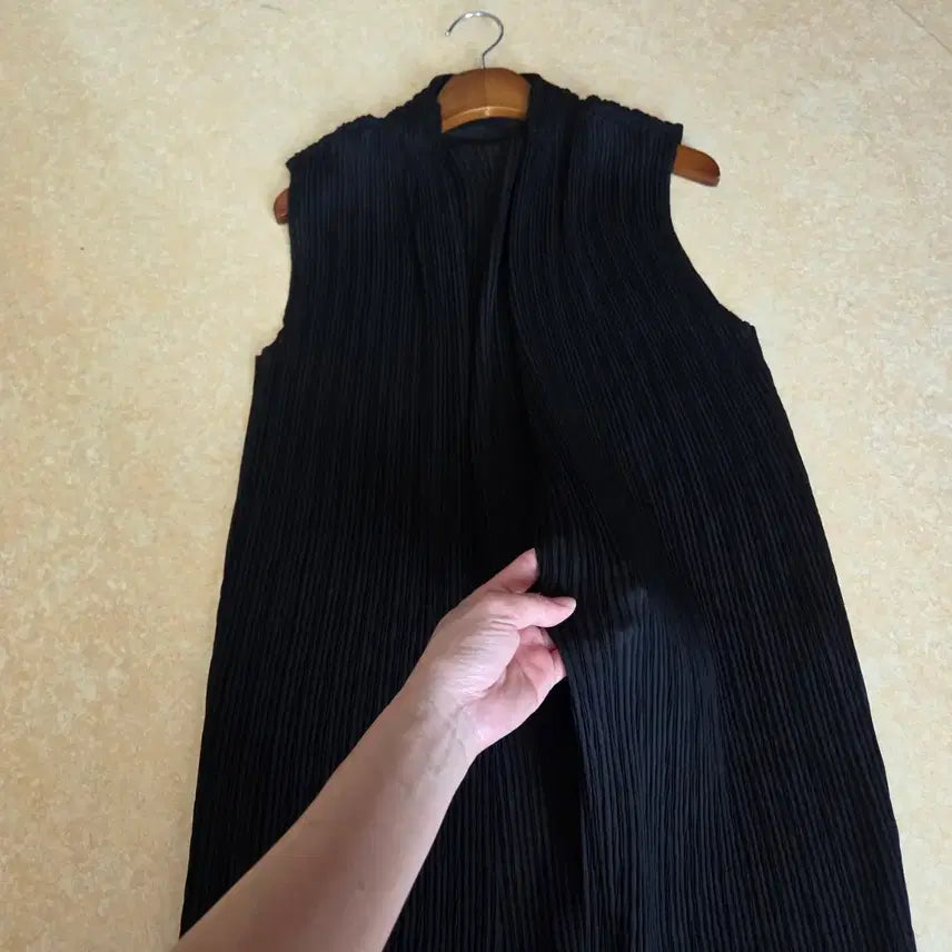 [SOLD OUT] 블랙 시스루 롱 조끼 베스트
