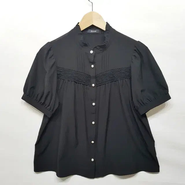 [BUNJANG] BEGUM Henley Neck Blouse Black / BEGUM 헨리넥 블라우스 블랙