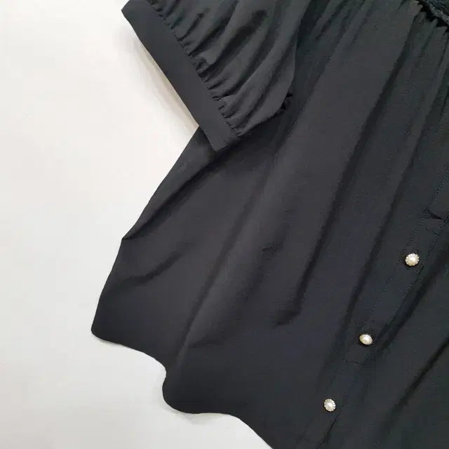 [BUNJANG] BEGUM Henley Neck Blouse Black / BEGUM 헨리넥 블라우스 블랙