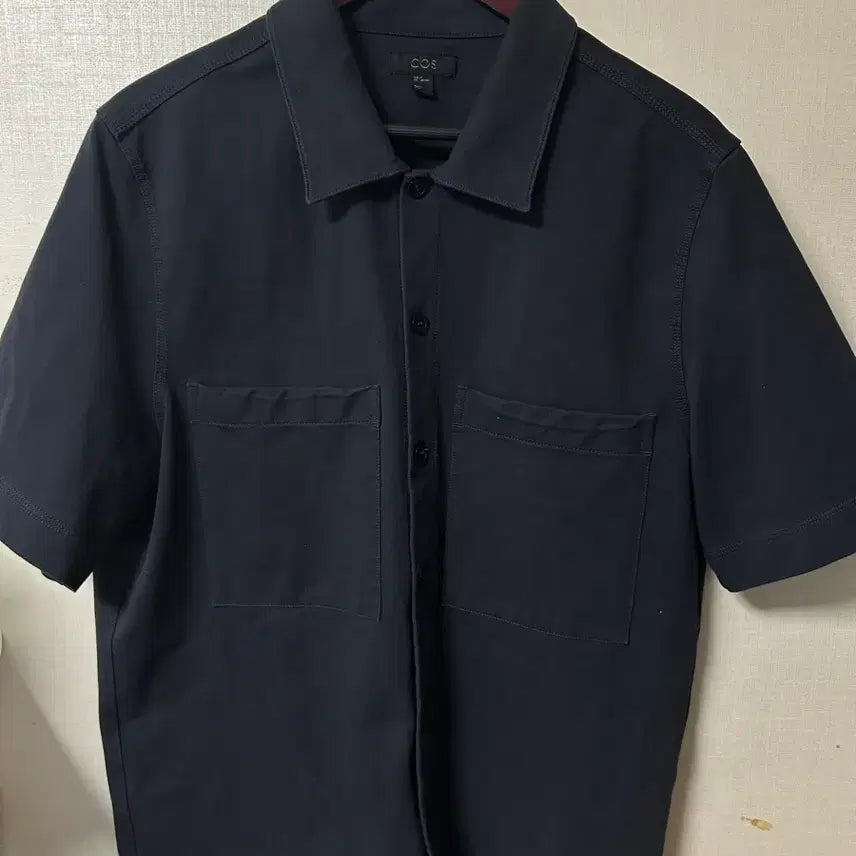 [BUNJANG] COS Navy Pocket Short Sleeve Shirt / COS 코스 네이비 반팔 셔츠