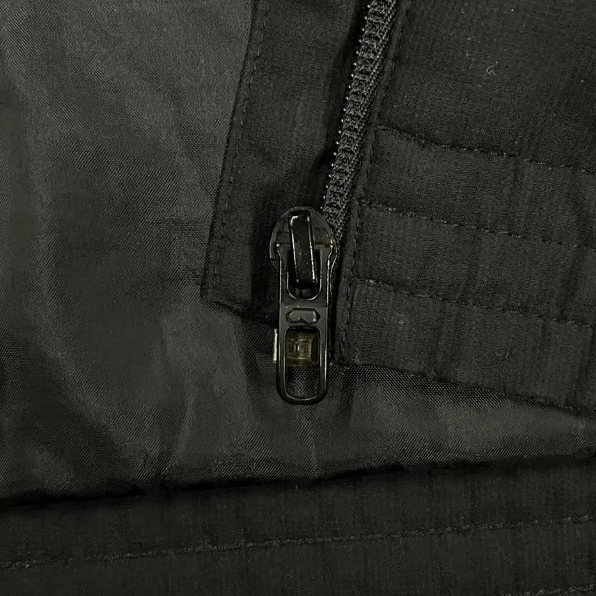 [BUNJANG] Adidas Black Hooded Windbreaker Jacket / [정품/105] 아디다스 블랙 후드 바람막이 자켓
