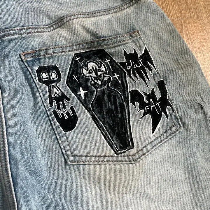 [BUNJANG] Brat Hand-Painted Shorts / Brat fat lips 핸드페인팅 쇼츠