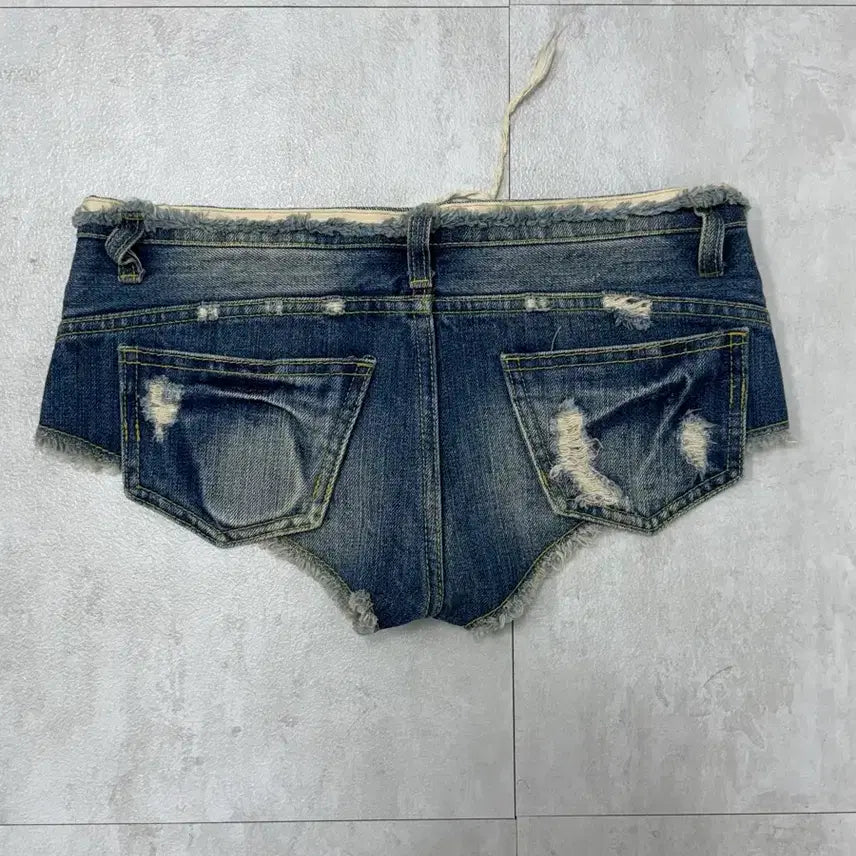[BUNJANG] Y2K Vintage Denim Shorts / 