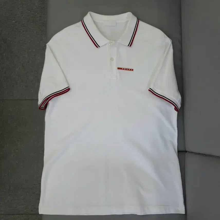 [SOLD OUT] 105 / 프라다 레드탭 폴로 반팔