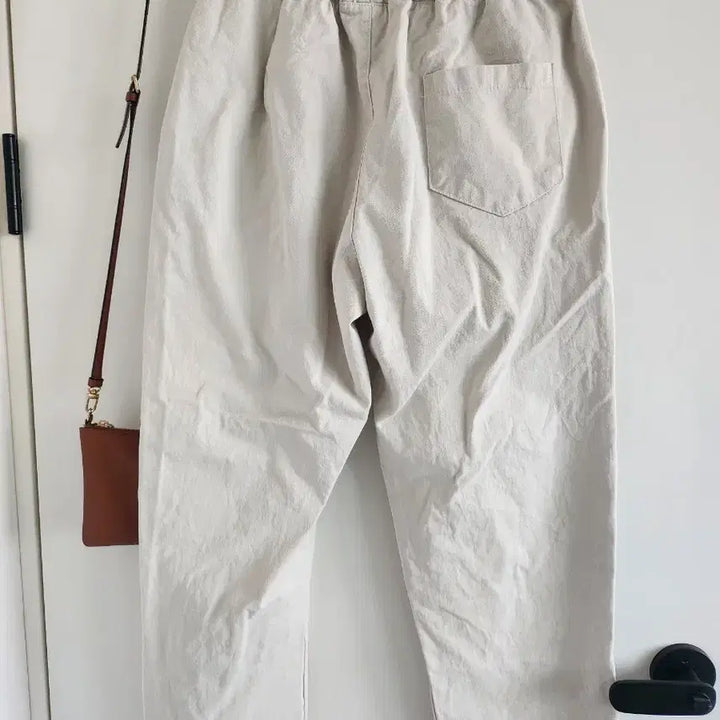 [SOLD OUT] 아이보리색 면바지 여성용