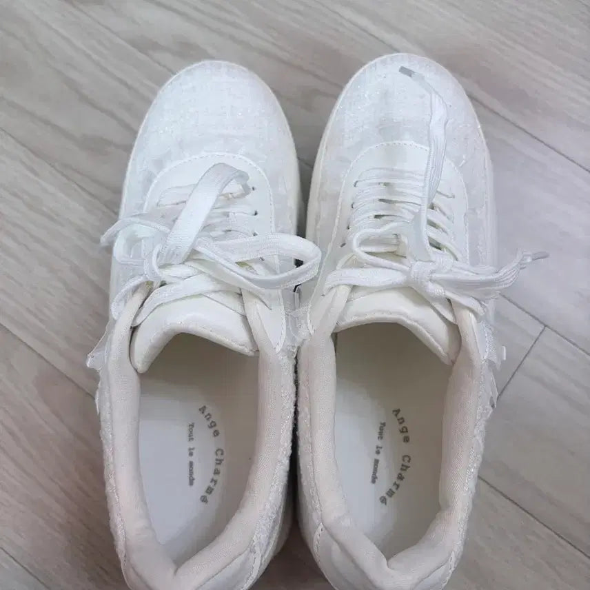 [BUNJANG] Unused Platform Sneakers / 미사용 통굽 양산형 지뢰계 일녀 스타일 운동화 스니커즈 판매