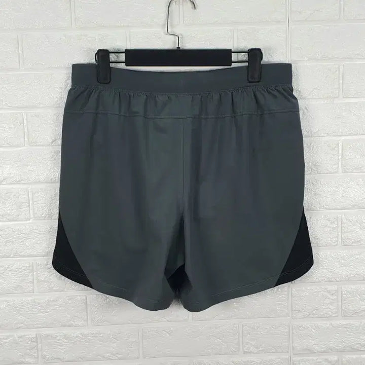 [SOLD OUT] [33]언더아머 쇼즈 반바지