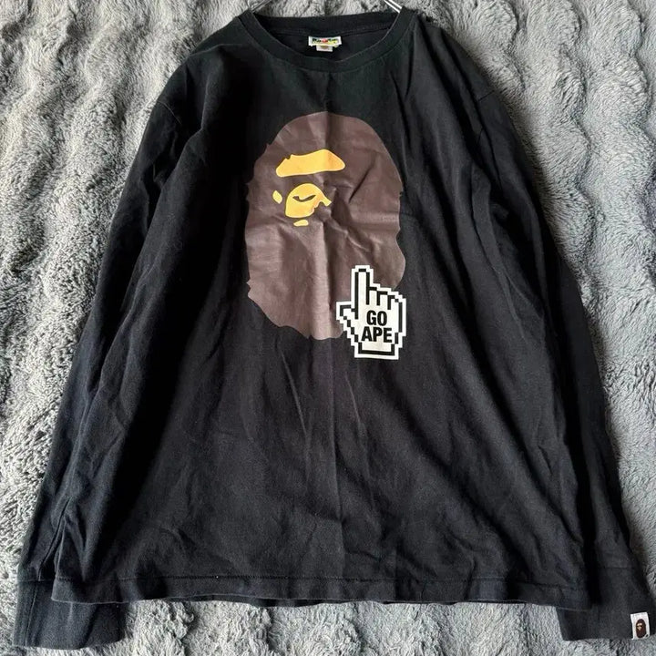 [BUNJANG] BAPE Go Ape Pointer Long Sleeve T-shirt (Black) / 베이프 고 에이프 포인터 롱슬리브 티셔츠 블랙
