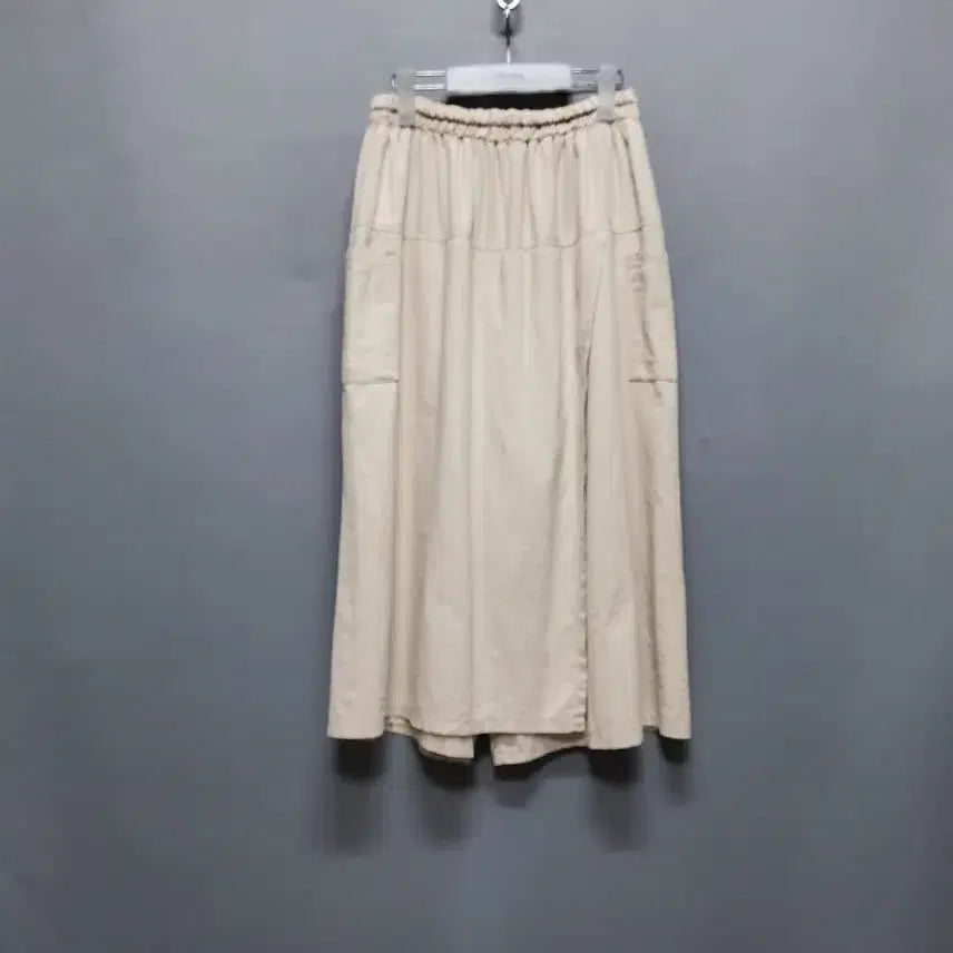 [SOLD OUT] 포켓 치마바지