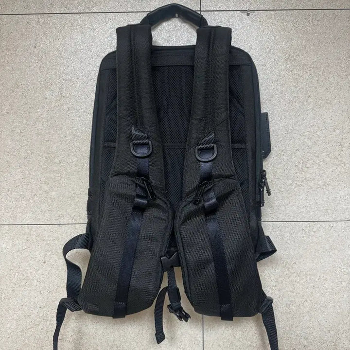 [BUNJANG] Tumi Alpha Bravo Tactical Backpack / 투미 알파 브라보 택티컬 백팩 (상태 최상)