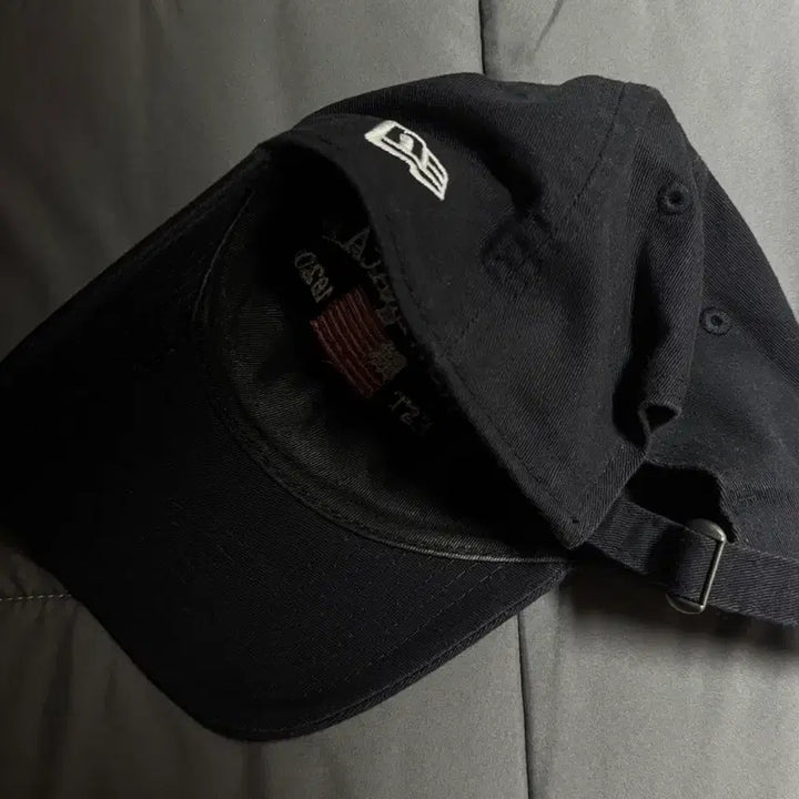 [BUNJANG] New Era US Vintage Unstructured Ball Cap Dark Navy Hat / 뉴에라 US 빈티지 언스트럭쳐 볼캡 다크네이비 모자