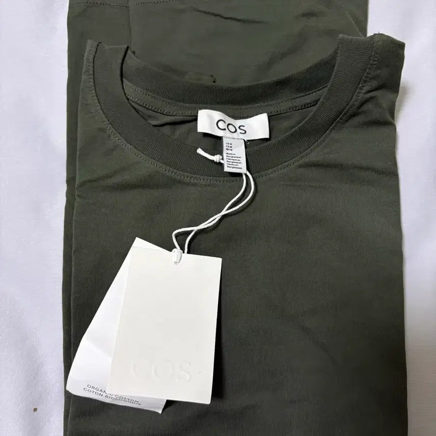 [BUNJANG] COS Olive Oversized Sleeveless T-Shirt Medium / COS 코스 올리브 박스티셔츠 민소매 미듐